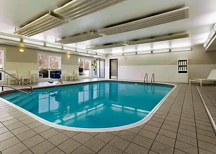 Country & By Radisson, Airport, Oh Columbus