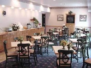 Country & By Radisson, Airport, Oh Hotel 3*