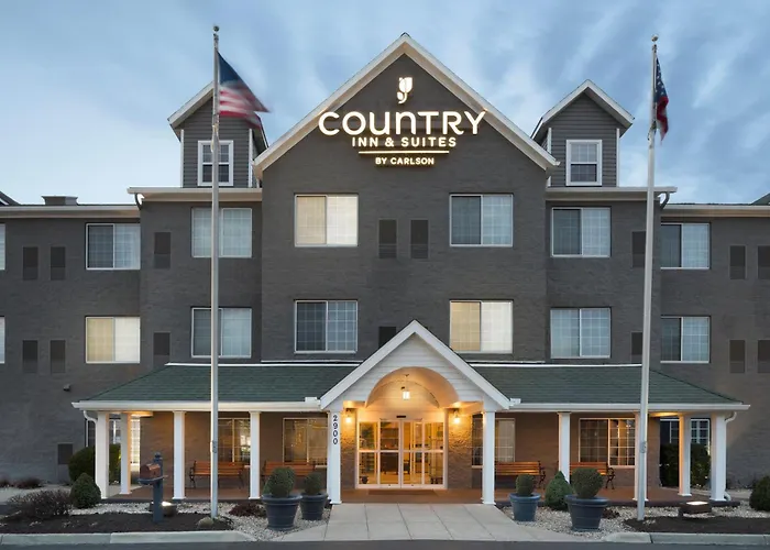 Country & By Radisson, Airport, Oh Hotel